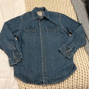New - Levi’s Red Tab Western denim shirt